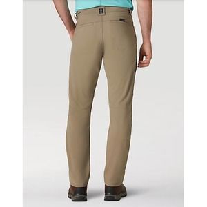 ATG by Wrangler Mens Pants All Terrain Gear Nylon Hiking Outdoor 42x30 (43x30)